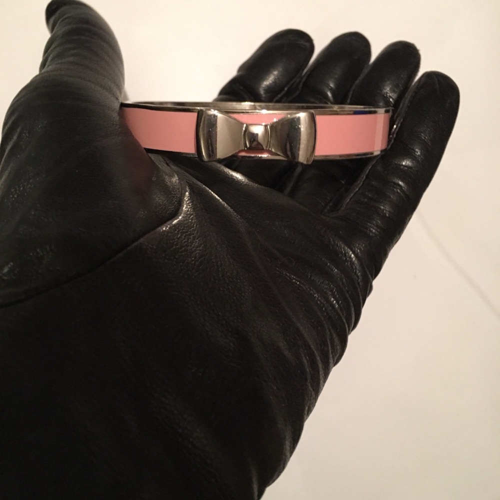 Brighton’s Meet Me At My London Flat Bow Bracelet